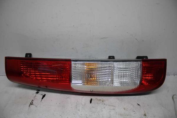 FEU ARRIERE GAUCHE MERCEDES - Vue 1